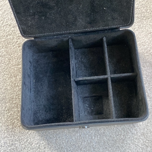 Vintage vertu storage box - Picture 4 of 4